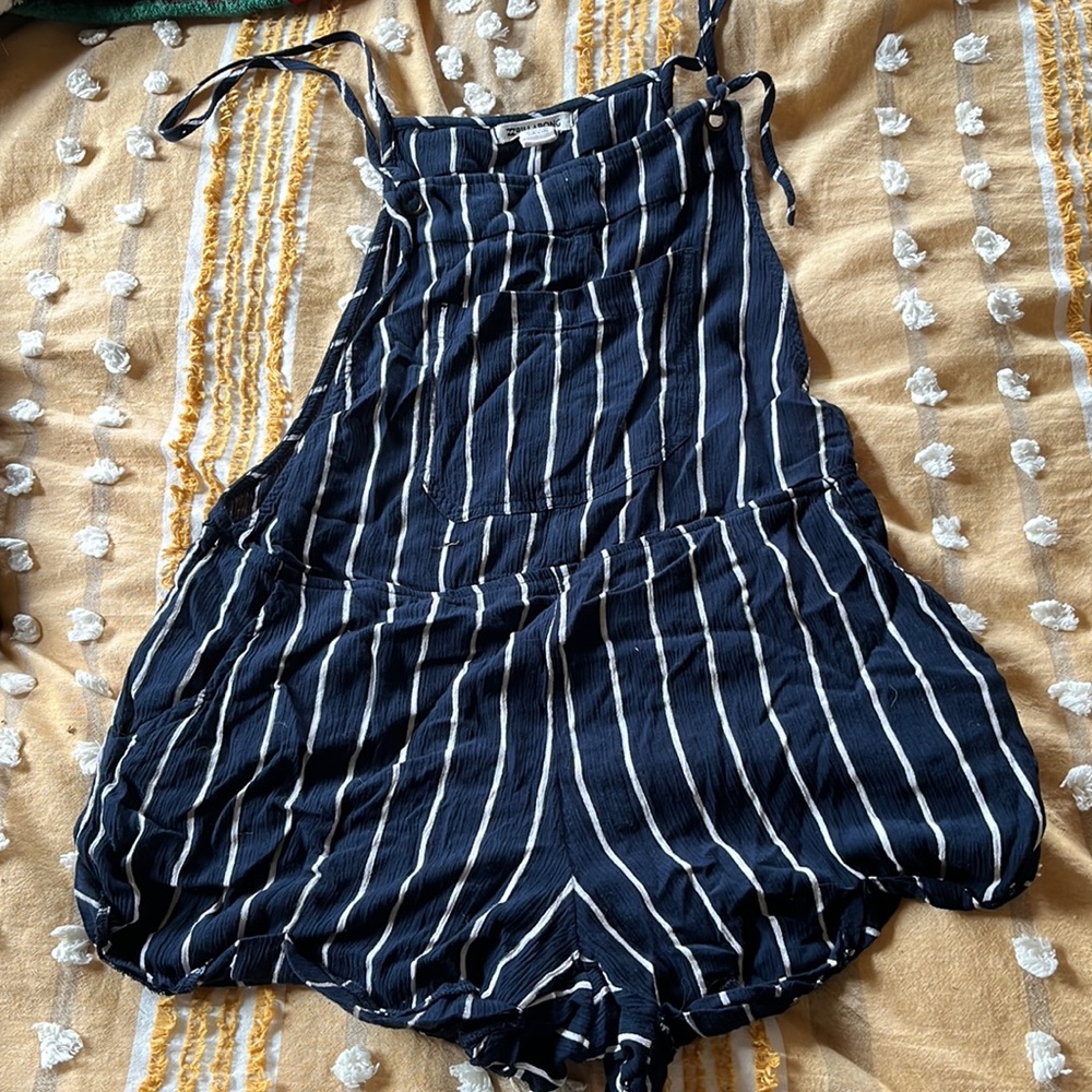 Billabong Cover Up